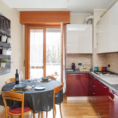 Kaktus House - Your Away From In Апартаменты Милан